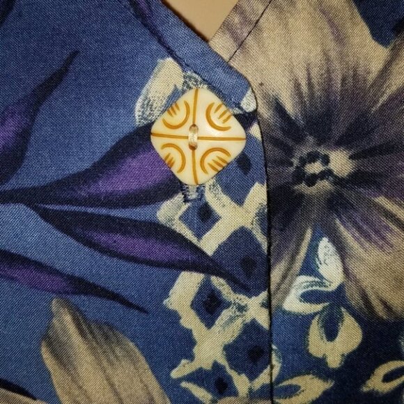 Blair Boutique Floral Blouse - Picture 10 of 10